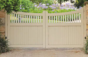 Driveway Gates Nelson (BB9)