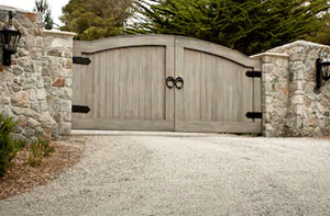 Driveway Gates Newcastle-under-Lyme (ST5)