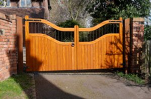 Wooden Gates Chilton